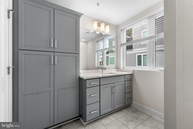 2827 24TH RD S, Arlington, VA 22206