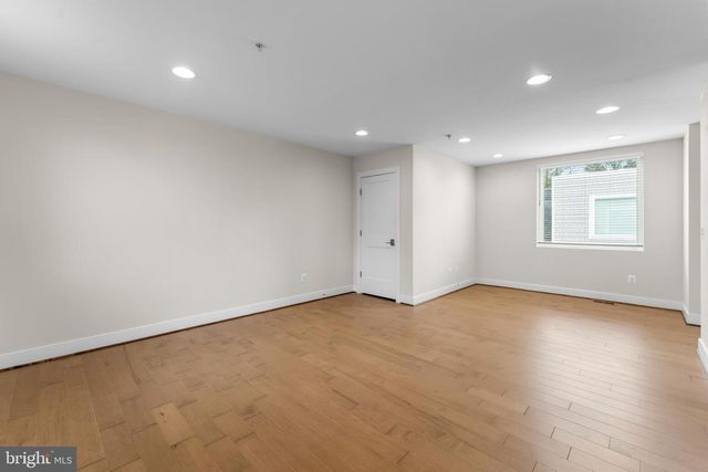 2827 24TH RD S, Arlington, VA 22206