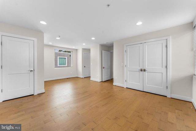 2827 24TH RD S, Arlington, VA 22206