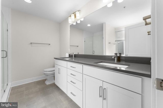 2827 24TH RD S, Arlington, VA 22206