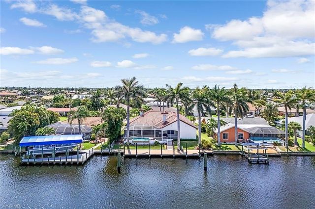 3917 SE 19th AVE, Cape Coral, FL 33904