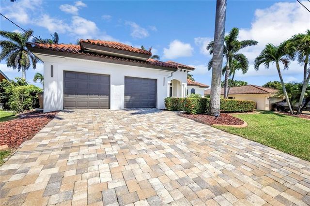 3917 SE 19th AVE, Cape Coral, FL 33904