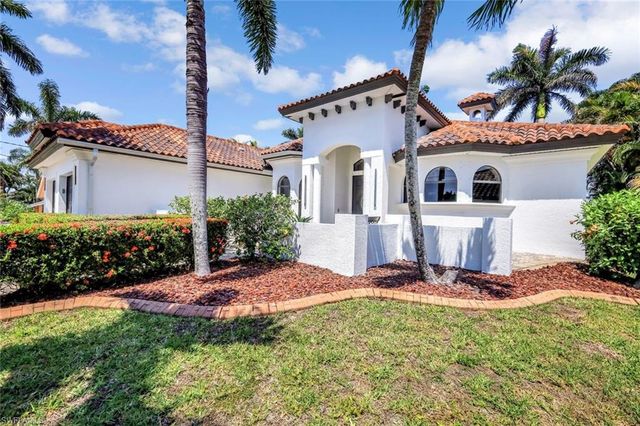 3917 SE 19th AVE, Cape Coral, FL 33904