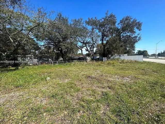 2451 NW 167th Street, Miami Gardens, FL 33056