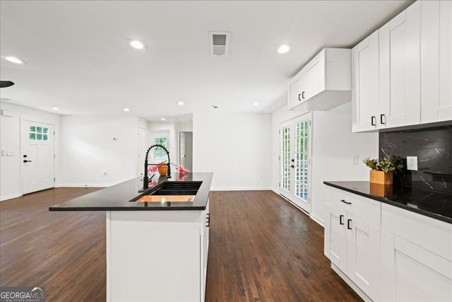 3406 Longleaf Drive, Decatur, GA 30032