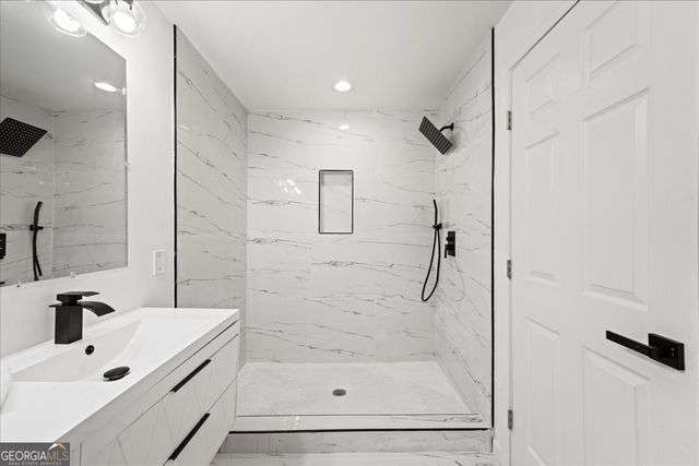 3406 Longleaf Drive, Decatur, GA 30032