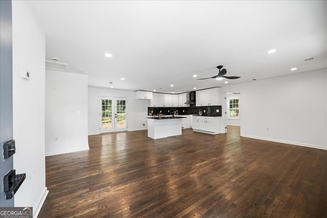 3406 Longleaf Drive, Decatur, GA 30032