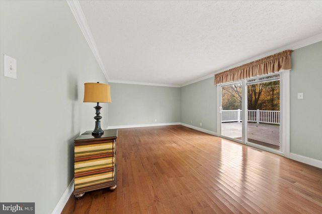 304 HIALEAH DR, Mount Laurel, NJ 08054