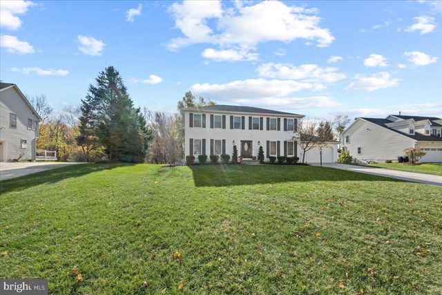 304 HIALEAH DR, Mount Laurel, NJ 08054