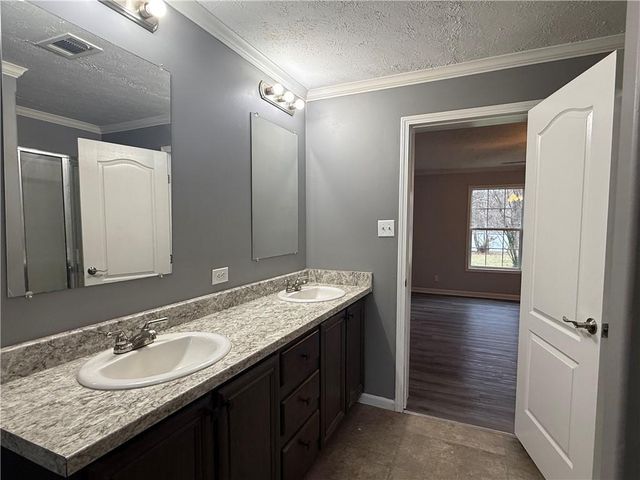 1748 HWY 115 Highway, Deville, LA 71328