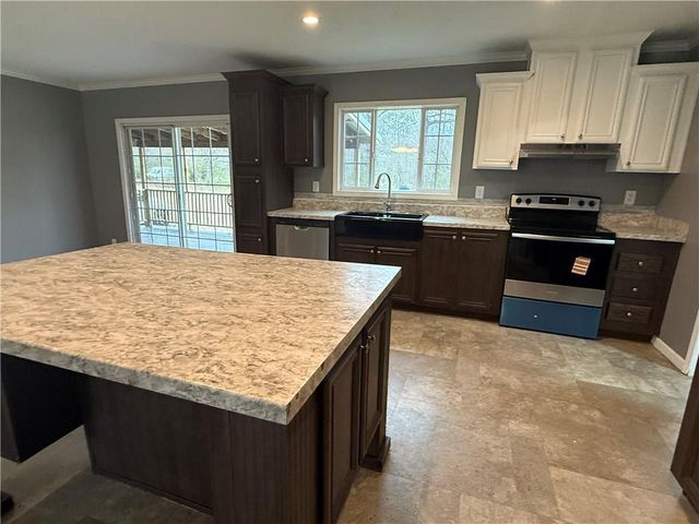 1748 HWY 115 Highway, Deville, LA 71328