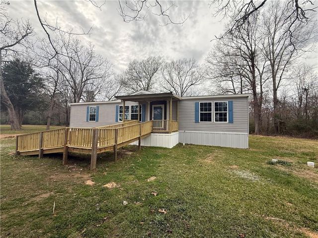 1748 HWY 115 Highway, Deville, LA 71328