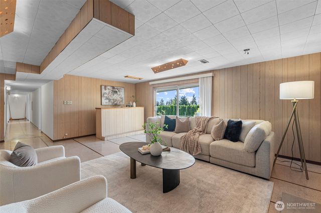 14508 SE 50th Street, Bellevue, WA 98006