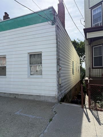 162 Voss Avenue, Yonkers, NY 10703
