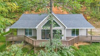 5613 Midway DR, Roanoke, VA 24018