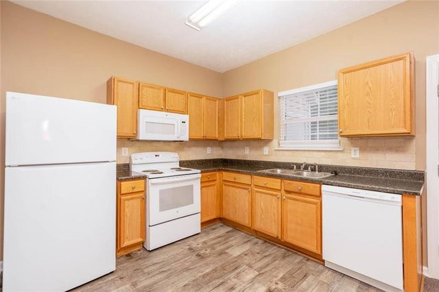 102 Timber Ridge Drive, Cartersville, GA 30121