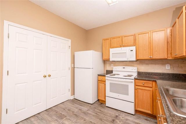 102 Timber Ridge Drive, Cartersville, GA 30121