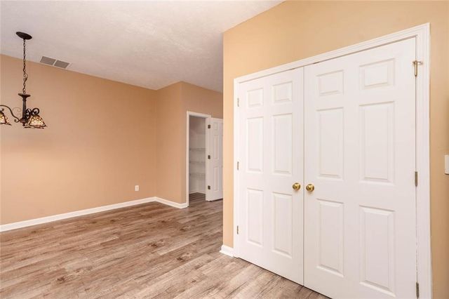 102 Timber Ridge Drive, Cartersville, GA 30121
