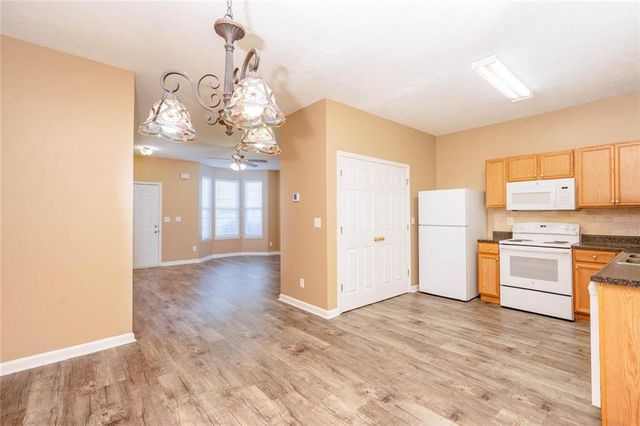 102 Timber Ridge Drive, Cartersville, GA 30121