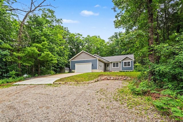 4260 Obenauf Road, Twin Lake, MI 49457