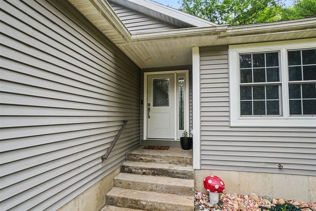 4260 Obenauf Road, Twin Lake, MI 49457