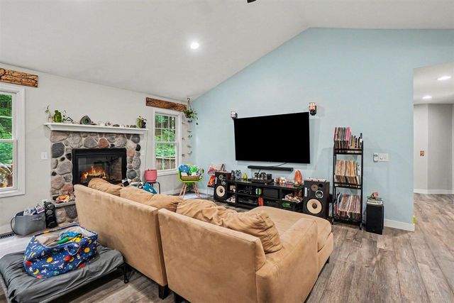 4260 Obenauf Road, Twin Lake, MI 49457