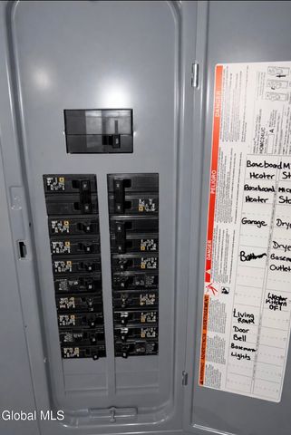 226 Glengary Road, Rotterdam, NY 12304