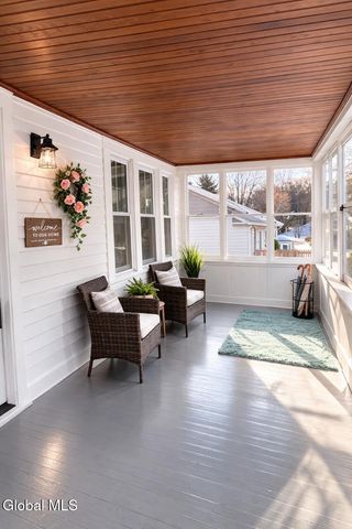 226 Glengary Road, Rotterdam, NY 12304