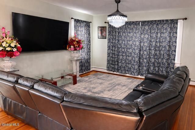 226 Glengary Road, Rotterdam, NY 12304