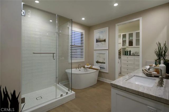 222 Maricopa, Irvine, CA 92618