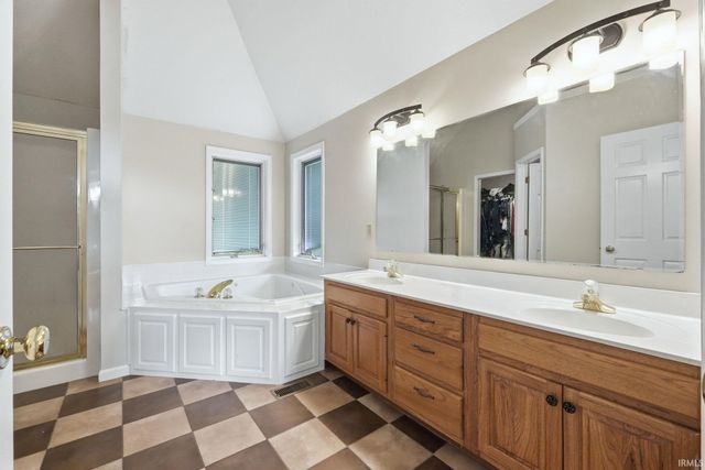 2306 Longleaf Drive, Fort Wayne, IN 46814