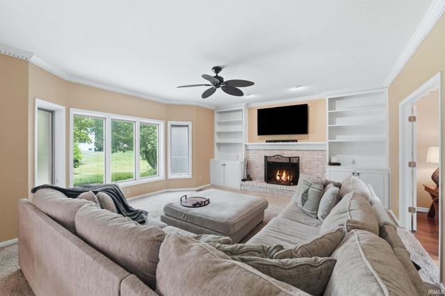 2306 Longleaf Drive, Fort Wayne, IN 46814