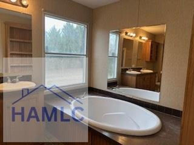 197 Birdford Lake Road, Glennville, GA 30427