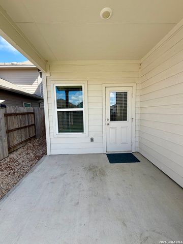 115 Rosa Road, San Marcos, TX 78666