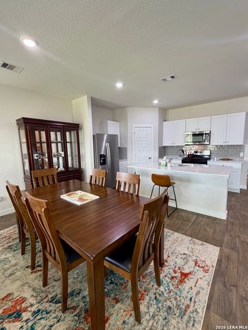 115 Rosa Road, San Marcos, TX 78666