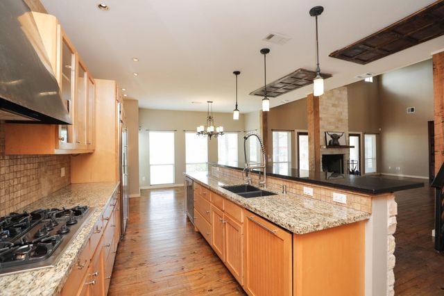 32118 River Park Drive, Magnolia, TX 77355