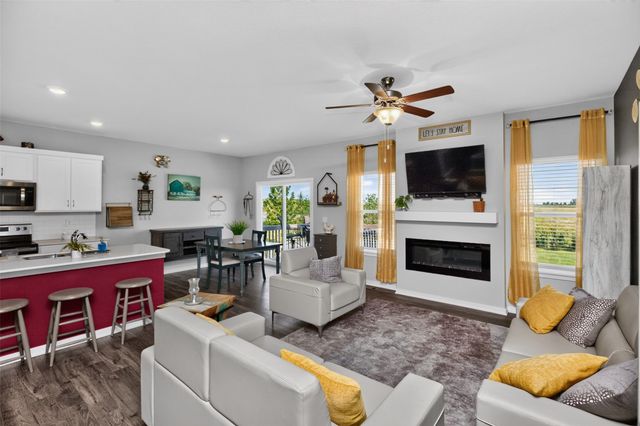 2116 NW 44th Street, Ankeny, IA 50023