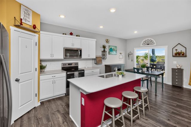 2116 NW 44th Street, Ankeny, IA 50023