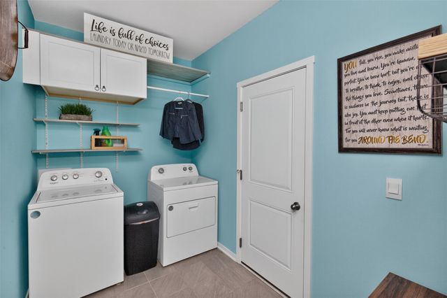2116 NW 44th Street, Ankeny, IA 50023