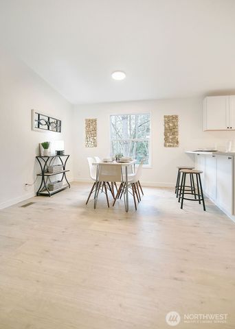 27 Line Drive, Kelso, WA 98626