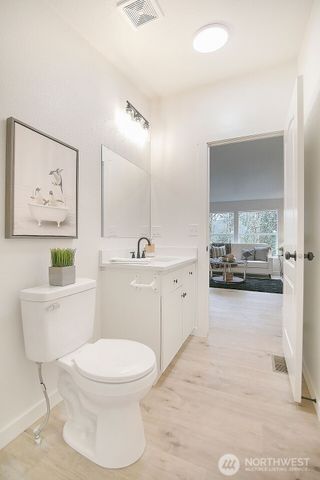 27 Line Drive, Kelso, WA 98626