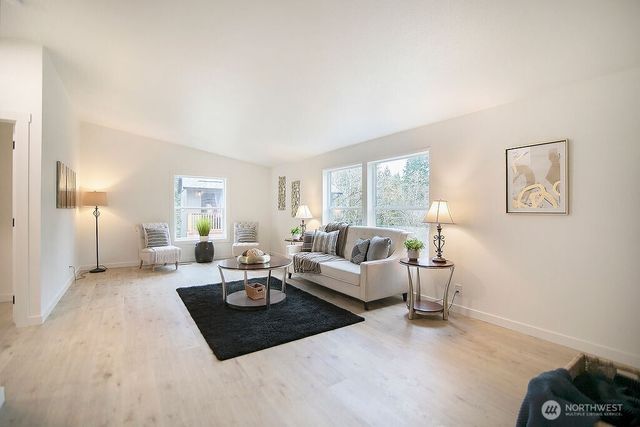 27 Line Drive, Kelso, WA 98626