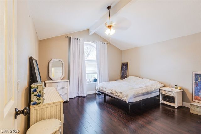 3249 Palmdesert Way, Las Vegas, NV 89120