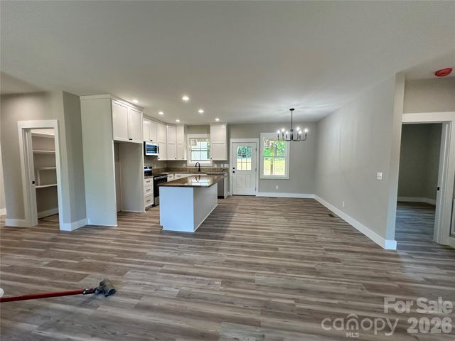 417 E 2nd Street, Faith, NC 29041