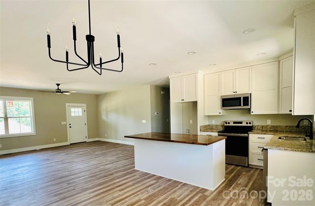 417 E 2nd Street, Faith, NC 29041