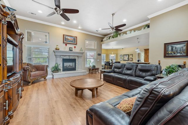 1928 S Shirk Road, Visalia, CA 93277