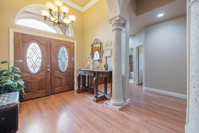 1928 S Shirk Road, Visalia, CA 93277