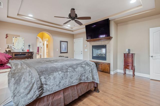 1928 S Shirk Road, Visalia, CA 93277