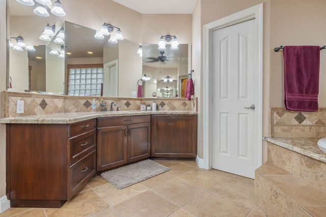 1928 S Shirk Road, Visalia, CA 93277