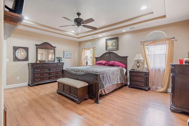 1928 S Shirk Road, Visalia, CA 93277